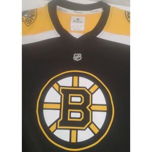 Boston Bruins Fanatics Authentic Pro Jersey Youth L/XL Baker No 21